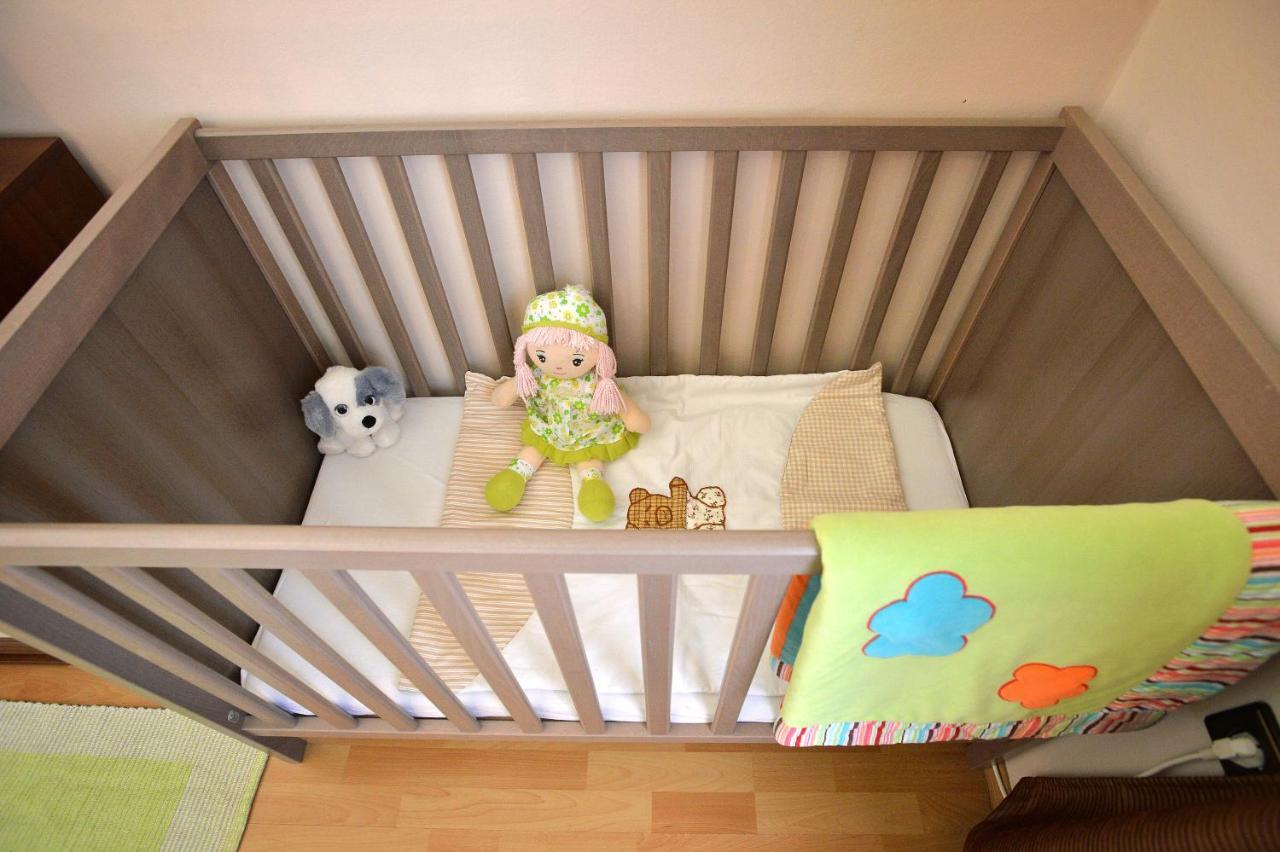 Hajduhegy Vendeghaz Apartment เอ็กเกอร์ ภายนอก รูปภาพ