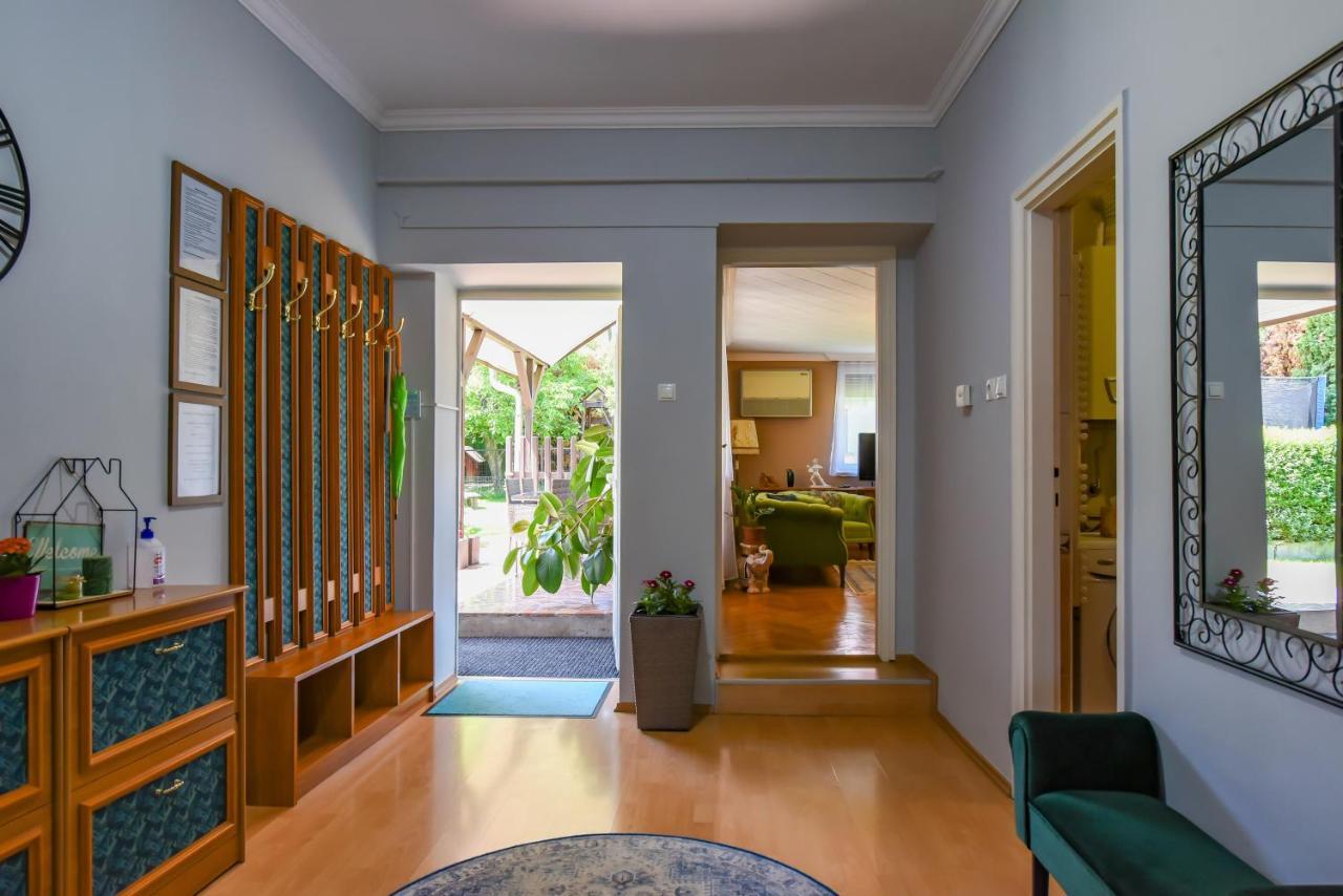 Hajduhegy Vendeghaz Apartment เอ็กเกอร์ ภายนอก รูปภาพ