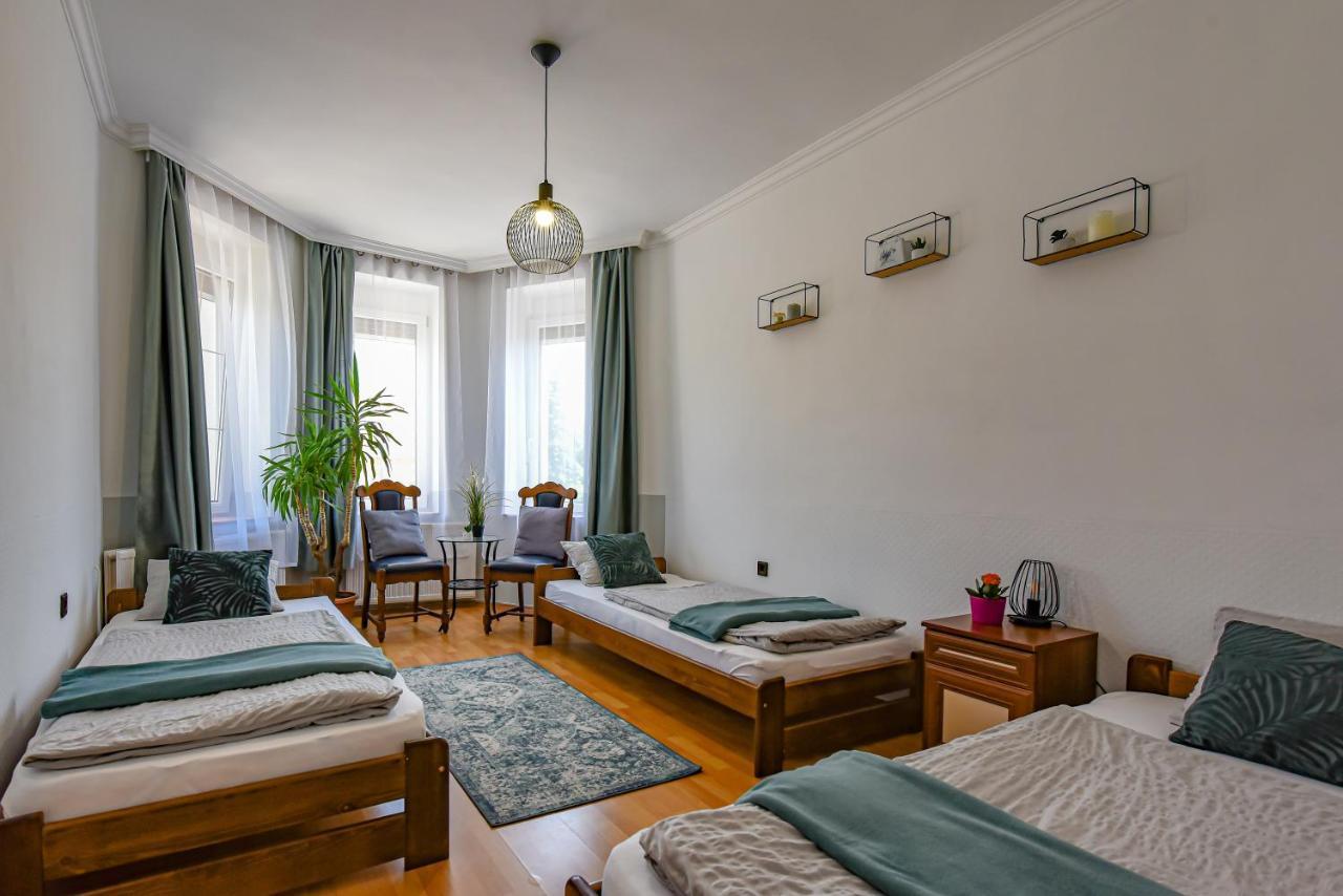Hajduhegy Vendeghaz Apartment เอ็กเกอร์ ภายนอก รูปภาพ