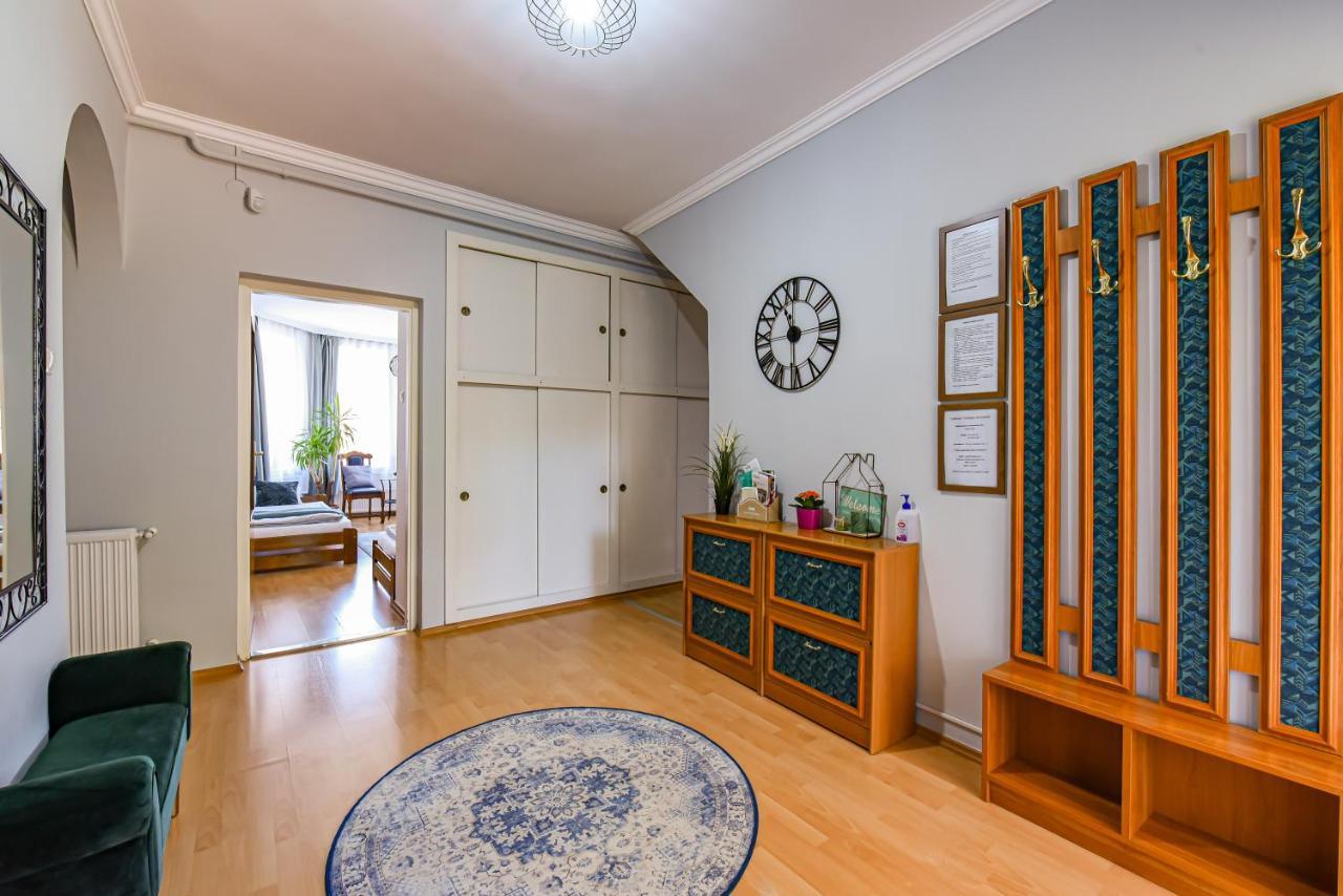 Hajduhegy Vendeghaz Apartment เอ็กเกอร์ ภายนอก รูปภาพ